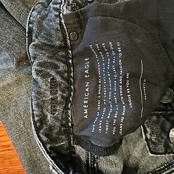 American Eagle TomGirl Jeans size 2 - Picture 4 of 6